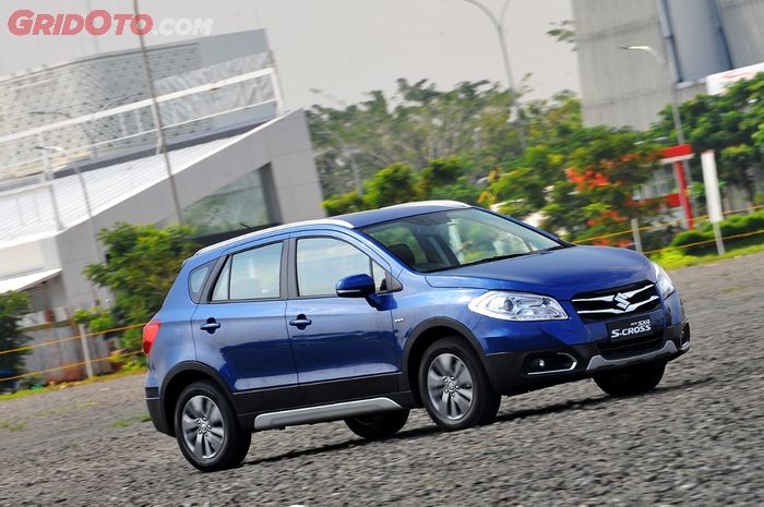 Suzuki SX4 S-Cross 2016