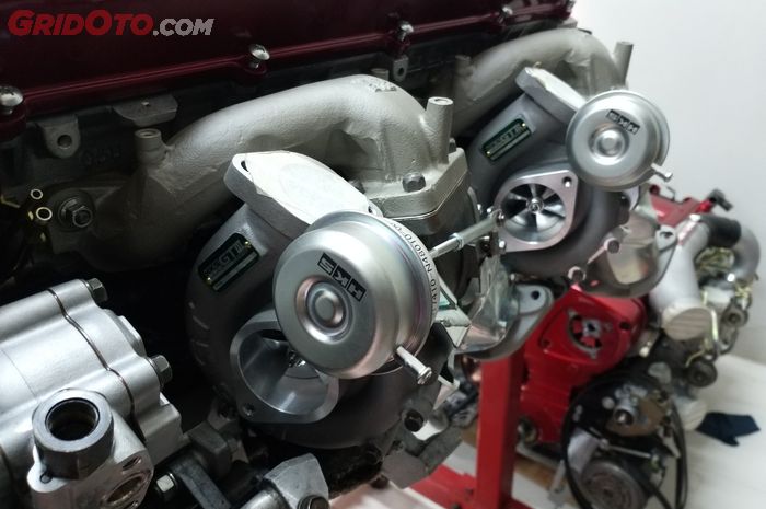 Mesin Nissan RB26DETT yang dilengkapi turbo