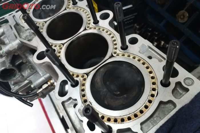 Mesin pakai turbo menghasilkan dynamic compression ratio lebih tinggi