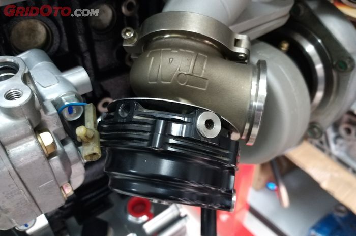 Wastegate turbo menjaga tekanan gas buang