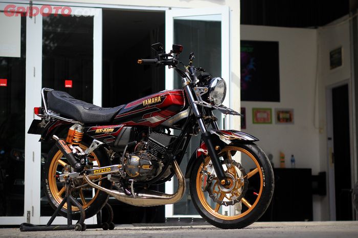 Modifikasi Yamaha RX-King yang tampil lebih modern meski sudah berumur 24 tahun