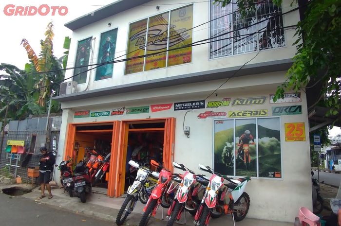  Toko  Spesialis Variasi  dan Apparel Off Road Roby Steam 