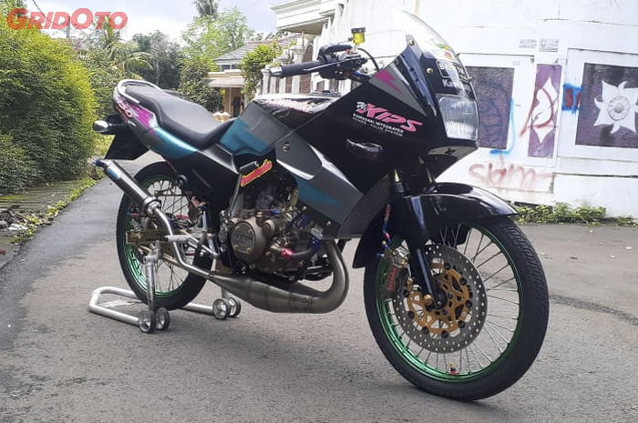 Modifikasi Kawasaki Ninja R tampil hedon darah Thailand, kece parah biayanya bikin merinding.            