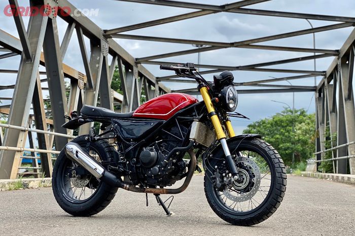 Modifikasi Honda CBR250R menjadi scrambler buatan Insan Motor Bekasi