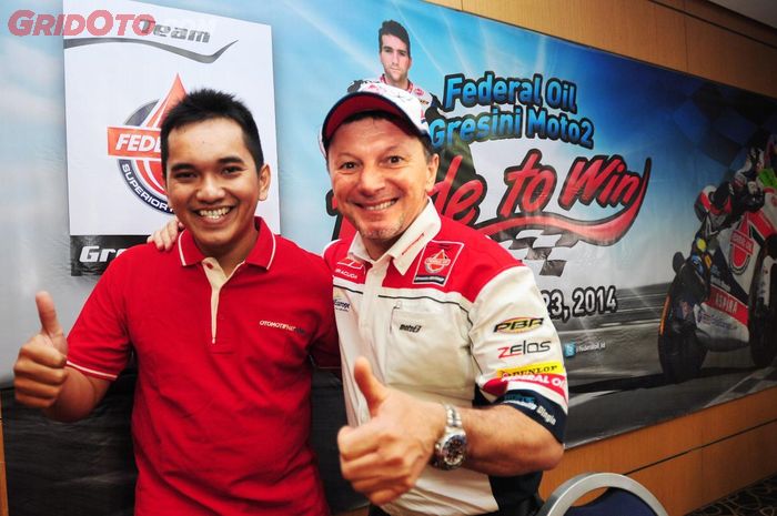 OTOMOTIF bersama  Fausto Gresini saat launching Federal Oil Gresini Moto2 di Doha, Qatar