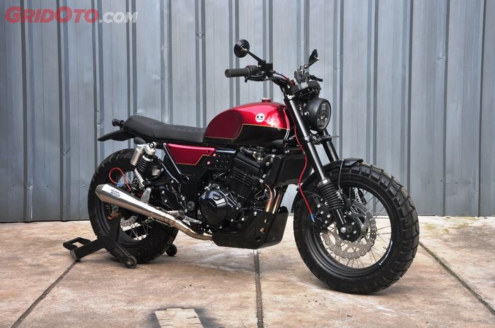 Modifikasi Kawasaki Ninja 250 scrambler karya Katros Garage