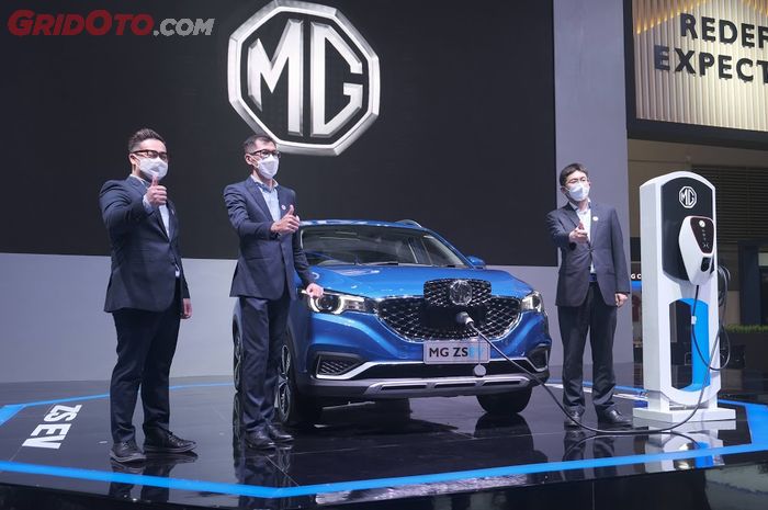 Mobil Listrik Mg Zs Ev Resmi Diperkenalkan Di Indonesia Jadi Dijual Bebas Tahun Ini Gridoto Com