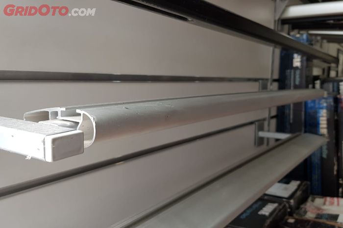 Crossbar Roof Rack yang Dibuat Seperti Sayap Pesawat