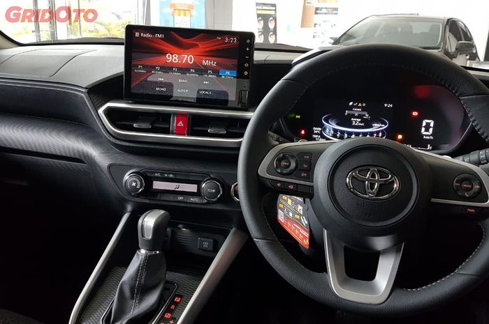 Toyota raize interior