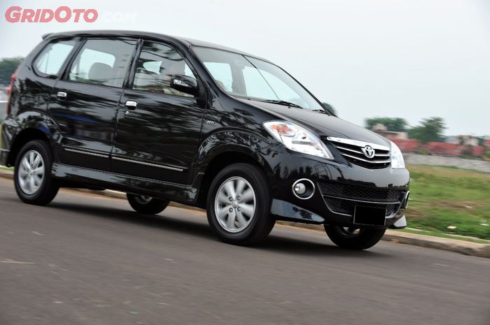 Harga bekas Toyota Avanza di bawah Rp 100 juta