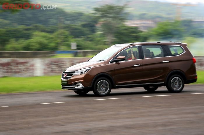 Wuling Cortez 1.8L i-AMT 2018