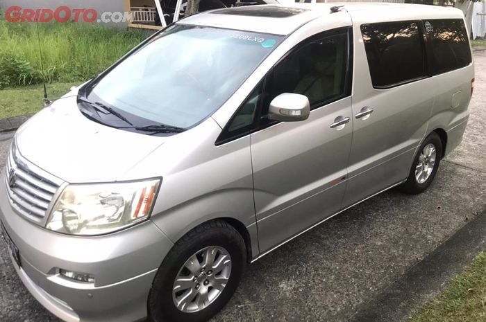 Toyota Alphard tahun 2005