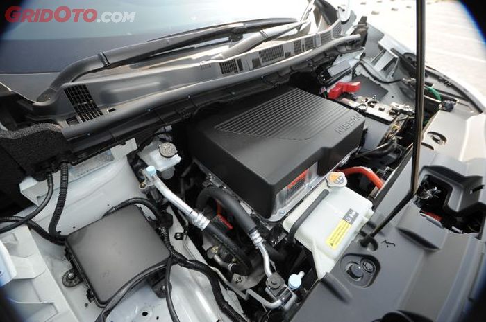 ILUSTRASI. Perangkat Inverter dan Motor listrik All New Nissan Leaf, diklaim mampu hasilkan tenaga 110 kW (150 PS) dan torsi puncak 320 Nm