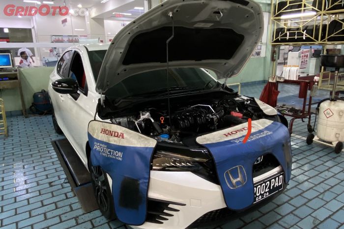 Perawatan Servis Berkala Honda City Hatchback di Bengkel Resmi Honda Pondok Indah, Jakarta Selatan