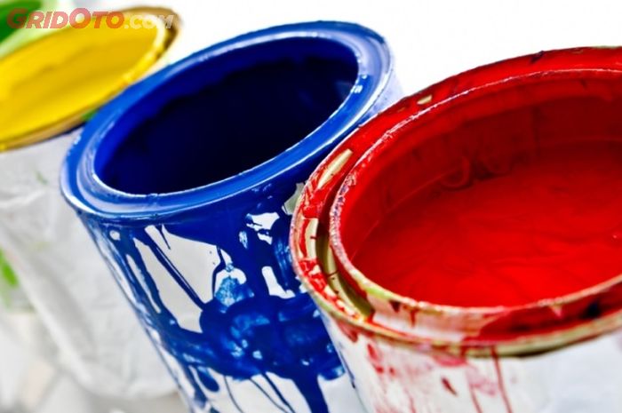 Ilustrasi jenis cat untuk mobil bekas yang ada di pasaran