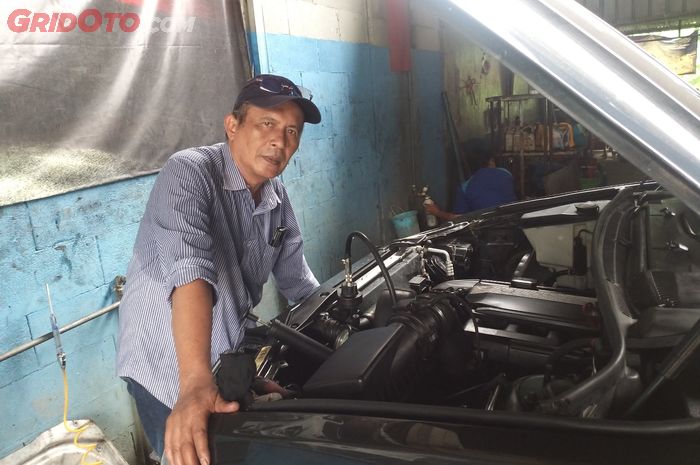 Yayan Sugiana, pemilik bengkel Masudah Motor BMW