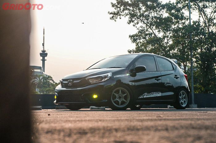 Modifikasi Honda Brio Satya bermesin kencang tapi gaya simpel