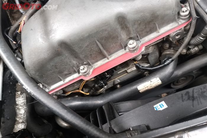 Slang radiator mobil rusak harus ganti baru