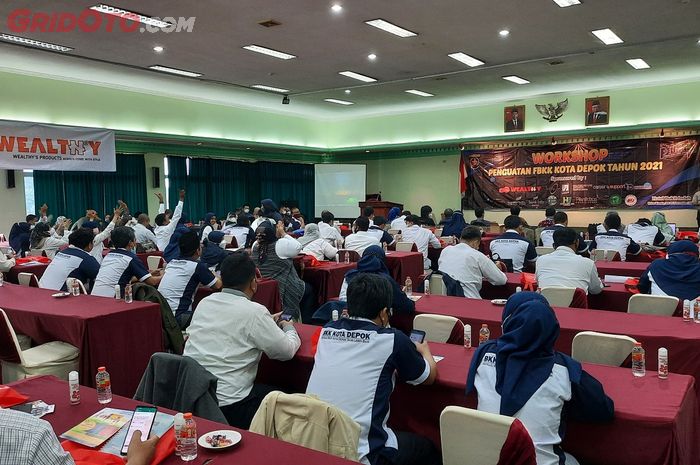 Wealthy dengan SMK binaan di Depok