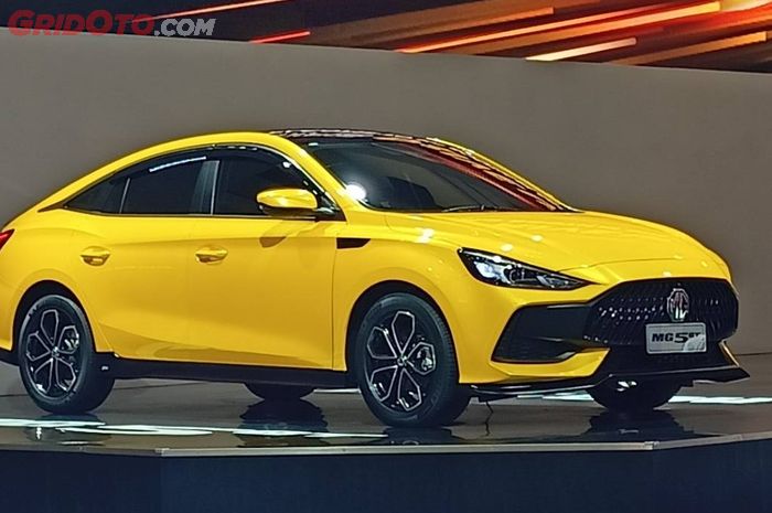 MG 5 GT di GIIAS 2021.