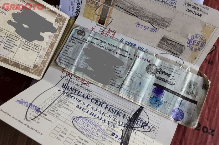 STNK dan BPKB untuk pengurusan balik nama kendaraan