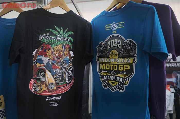 ROB1 jual kaos keren di MotoGP Indonesia, bahan nyaman buat panas-panasan harganya cuma Rp 150 ribu.