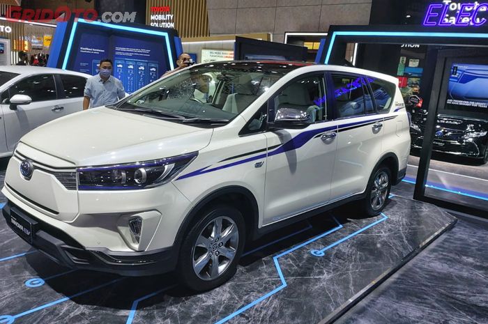 Ilustrasi. Toyota Kijang Innova EV Concept di IIMS 2022