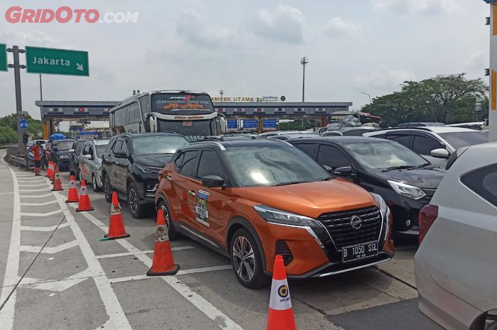 Nissan Kicks e-POWER tertahan di Gerbang Cikampek Utama