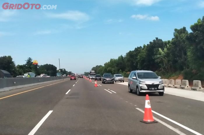 Contraflow Tol Jakarta Cikampek