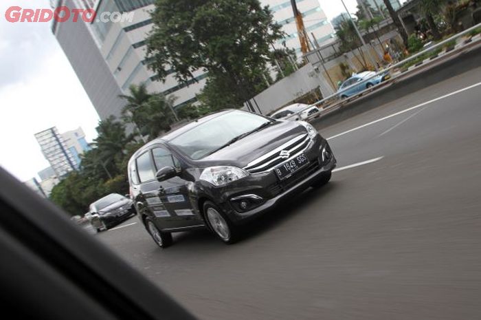 Harga Suzuki Ertiga bekas Rp 120 juta dapat keluaran 2014