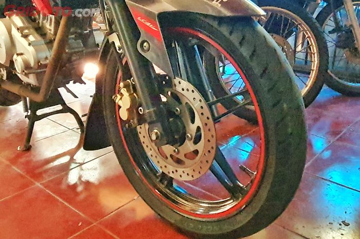 Ini cara mudah periksa kondisi bearing roda motor 