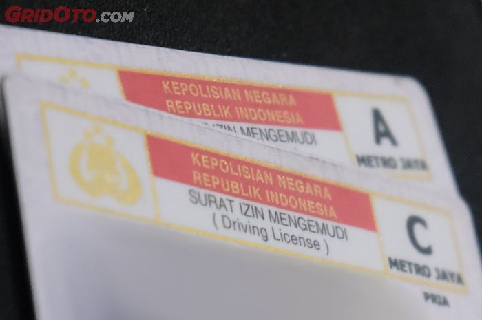 Ini dia tiga alasan utama YLKI usulkan penerbitan SIM 'dikembalikan' dari Kepolisian Indonesia ke Kementerian Perhubungan.
