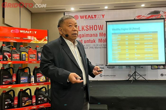 Arief Hidayat, CEO dan Founder Wealthy Group dalam Talkshow Bertajuk &lsquo;Bagaimana Memilih Oli yang Tepat untuk Mobil Saya?&rsquo;
