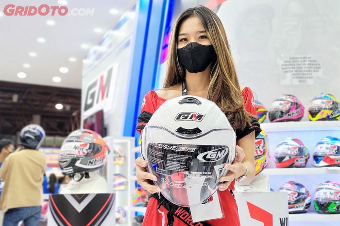 GM Evouq menjadi salah satu helm 'baru' yang mencuri perhatian di booth NHK di Jakarta Fair Kemayoran (JFK) 2022.