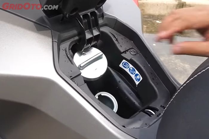 Ilustrasi tutup tangki bensin motor bekas