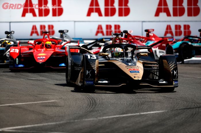 Antonio Felix da Costa cetak kemenangan pertama baginya dan DS Techeetah di Formula E New York 2022 R12.