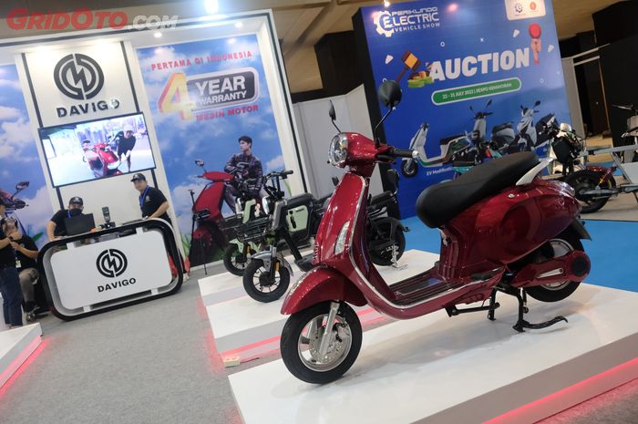 Baru didirikan akhir 2021 lalu, Davigo langsung meluncurkan dua motor listrik dan satu sepeda listrik di PEVS 2022.