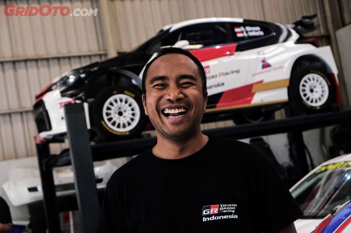 Sepedaan pagi-pagi jadi cara Haridarma Manoppo siapkan fisik sebelum tes Toyota GR Supra GT4 untuk GT World Challenge Asia.