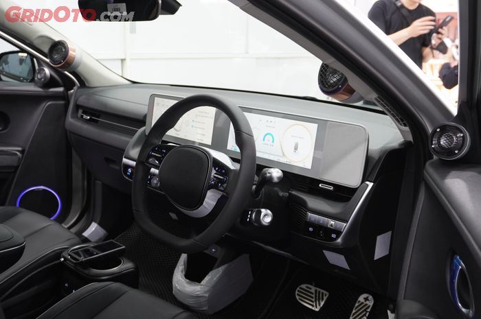 ILUSTRASI. Modifikasi Audio Mobil Listrik Hyundai IONIQ 5