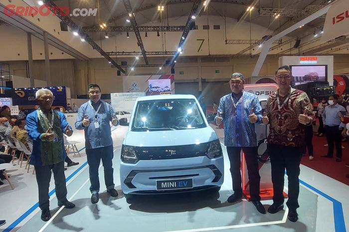 Mobil listrik DFSK Mini EV dipamerkan di GIIAS 2022