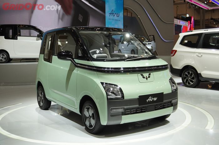 Harga mobil baru Wuling Air ev semua tipe sudah naik jadi mulai Rp 240 jutaan di Jakarta.