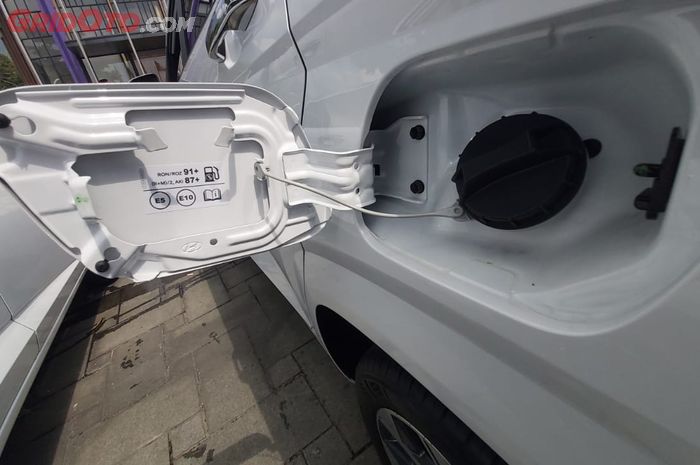 Rekomendasi oktan BBM di tutup tangki Hyundai Stargazer