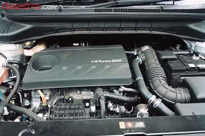 Mesin mobil baru Kia Carens 1.4 Turbo Premiere cukup potensial