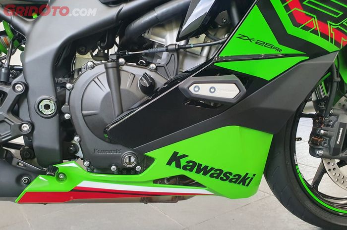 Mesin Kawasaki Ninja ZX-25RR 2023 sudah standar Euro 4