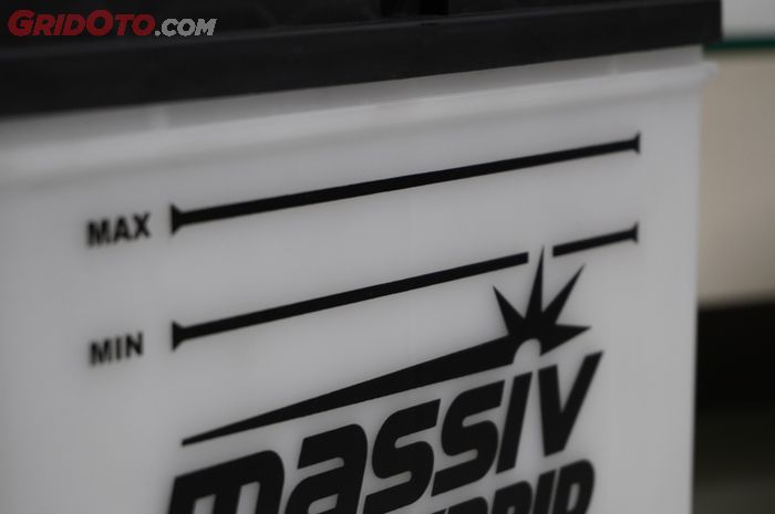 Meski Bebas Perawatan, Aki Hybrid Tetap Harus Perhatikan Ketinggian Air Aki