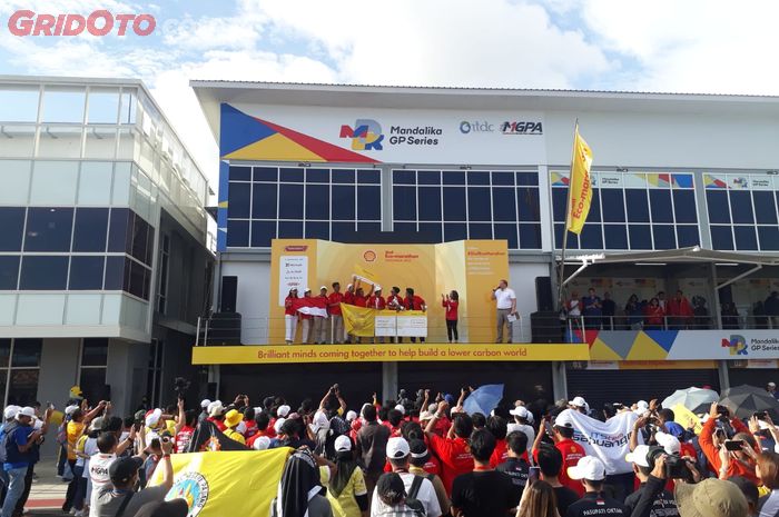 Arjuna Team, salah satu tim mahasiswa Indonesia yang meraih juara 1 di Shell Eco-marathon 2022 di Sirkuit Mandalika