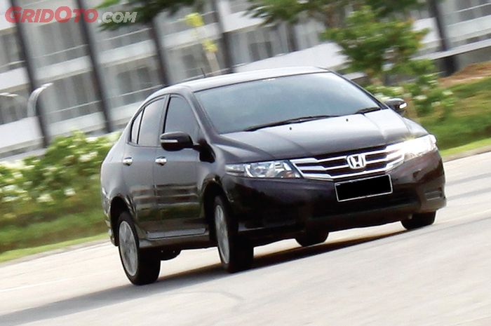 Mobil bekas Honda City GM2 harganya Rp 100 jutaan