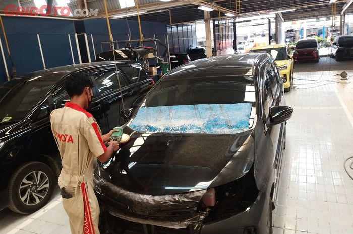 Layanan express perbaikan body &amp; paint (BP) di bengkel resmi Toyota Auto2000 Pasar Kemis