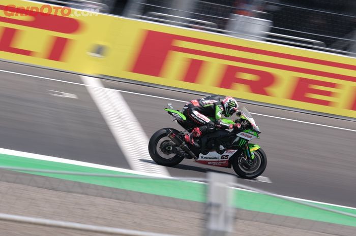 Jonathan Rea cetak rekor buat Kawasaki di World Superbike Mandalika 2022