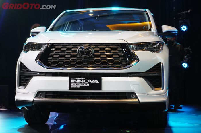 Toyota Kijang Innova Zenix Dilengkapi Teknologi Hybrid